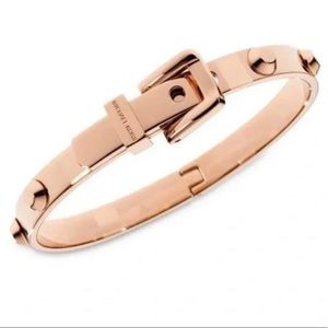 Michael Kors belt buckle bracelet - rose gold